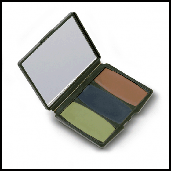 Hunters Specialties Woodland 3 Color Face Camo Kit for effective camouflage during hunting.

