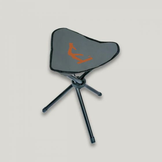 Half Rack 3-Legged Stool with aluminum legs, 600D seat, and shoulder strap.
